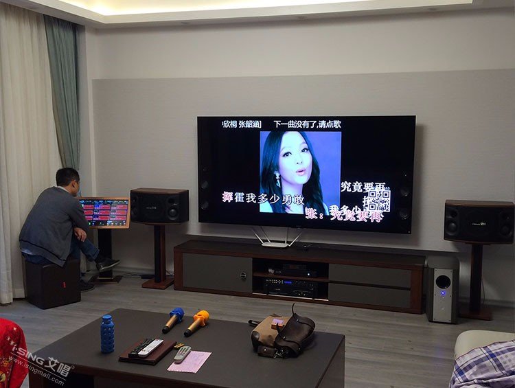 家用卡拉OK点歌机的价格是多少