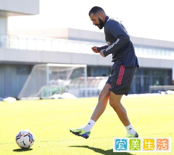 经纪人：本泽马又没杀人放火，不解他为何无法入选国家队