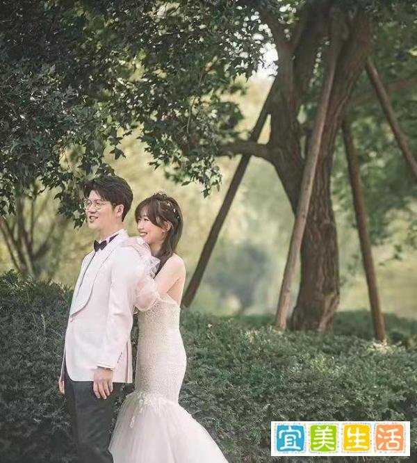 ?人大女神官宣结婚了,男方相貌平平遭网友吐槽,但他却是个富豪
