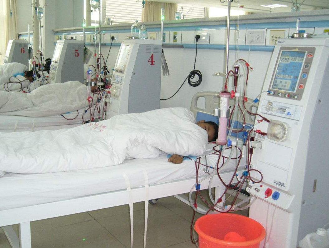 尿毒症男子包地60亩自救,我们该如何帮助尿毒症患者?