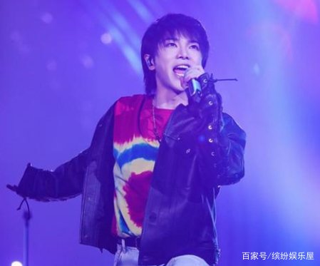 华晨宇包场支持沈腾新电影，他们之间是什么关系？