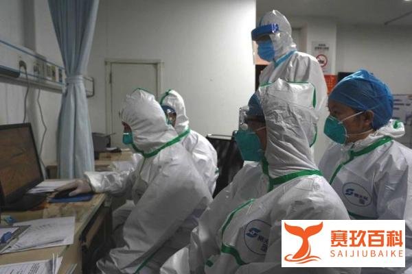 女子商场吃饭,突然接到核酸检测阳性报告,嚎啕大哭,其实生活从来没有说过容易