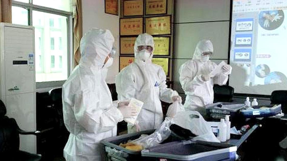 天府机场工作人员感染或与扶手有关,德尔塔毒株的感染力有多强大?