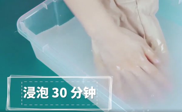 鹅绒服怎样清洗