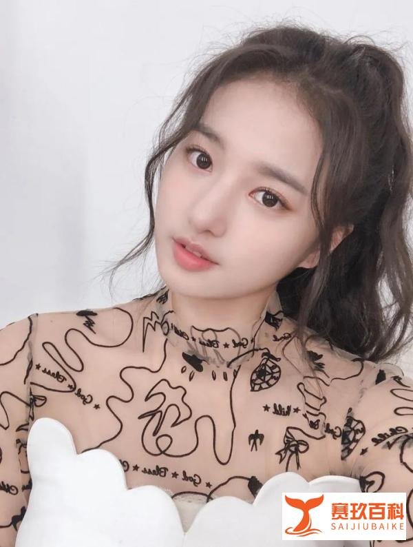 妹妹，乖！别哭了！朱芳雨亲自安慰“00后”萌妹！是心动的感觉