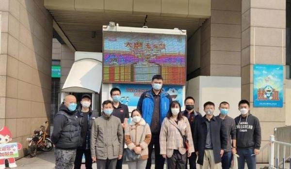 姚明为抗击疫情献血，带头献出400毫升获赞：没有辜负国家栽培