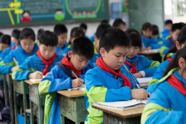 忐忑不安的心理活动写一段话六年级