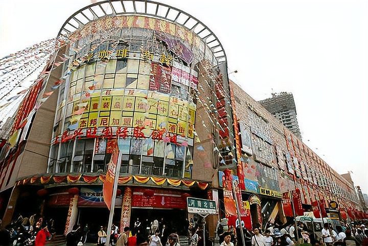 中国十大品牌女装尾货批发商有哪些?