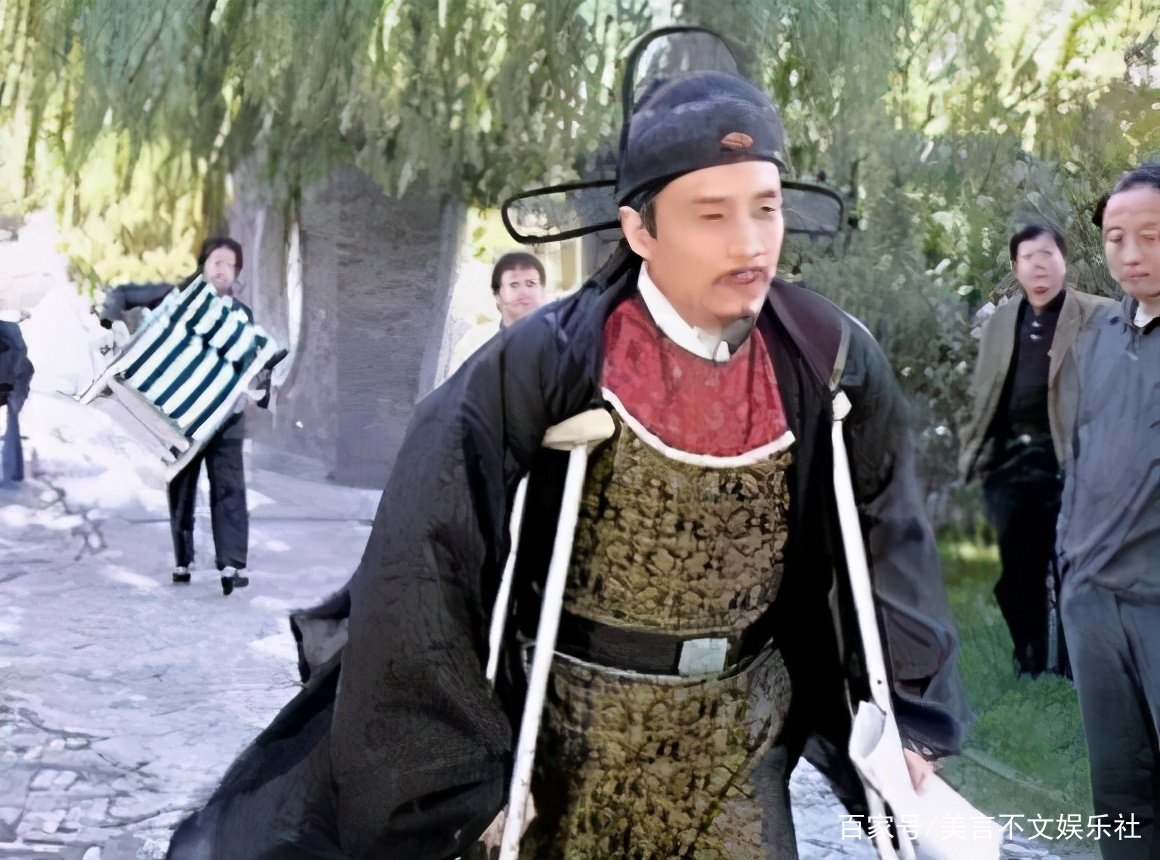 16年前,王伯昭被张卫健谢霆锋打到住院,如今现状怎么样?