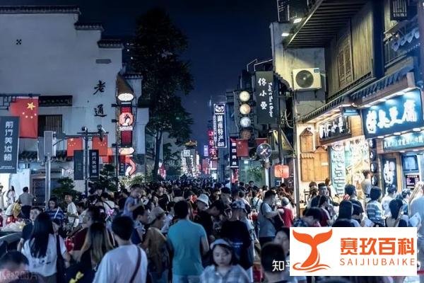“史上最火五一”收官，偏锋光术全息投影专业解读