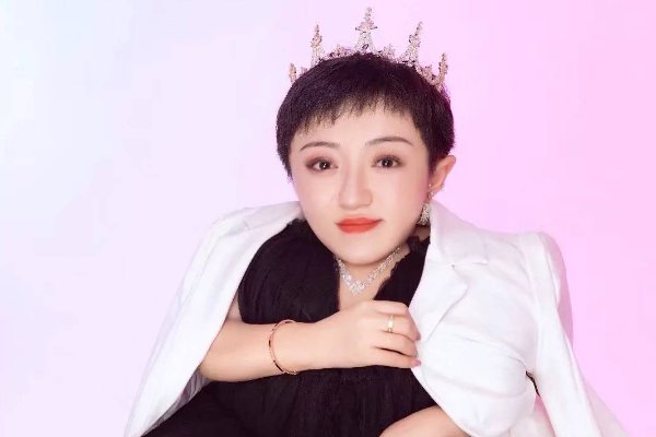 李喜梅真的那么有钱吗