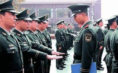 营长相当于政府的什么官
