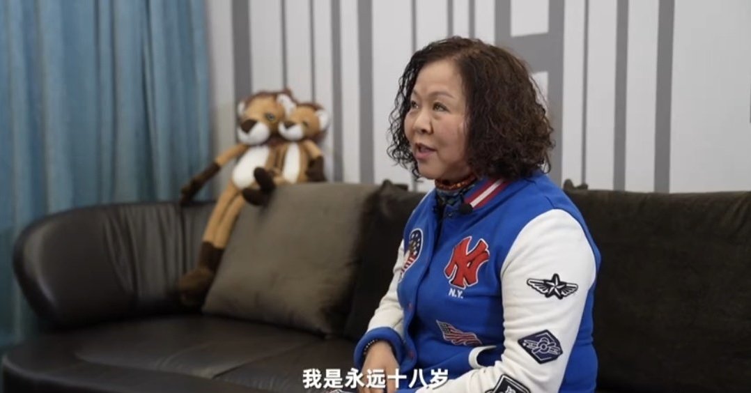 杭州大姐十年旅拍百万张照片,她的经历对女性朋友有什么启发?