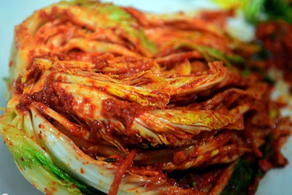 韩国一名大妈吐槽白菜比中国贵10倍,韩国的白菜为何这么贵?