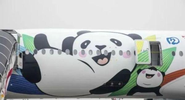 成都天府国际机场今日大量航班已取消，机场：工作人员均已接种疫苗