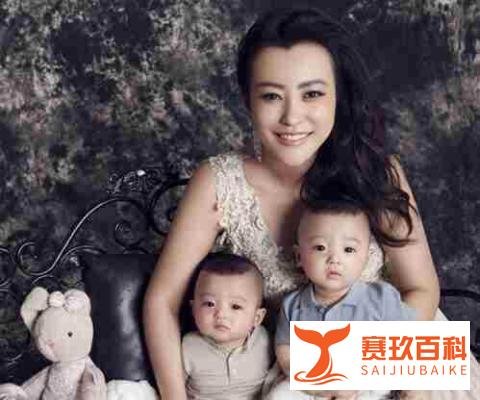 韩红跟郝蕾要二宝,每个丈夫都愧对妻子,每个孩子都欠妈妈一条命