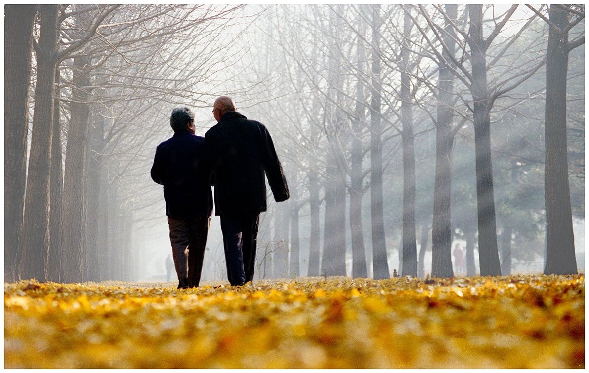 老兵迟来76年的婚纱照,此前都有过哪些坎坷?