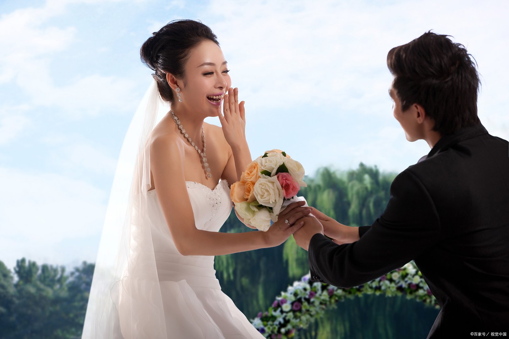 90后韩式婚纱的摄影风格是什么样的,可以介绍一些吗?