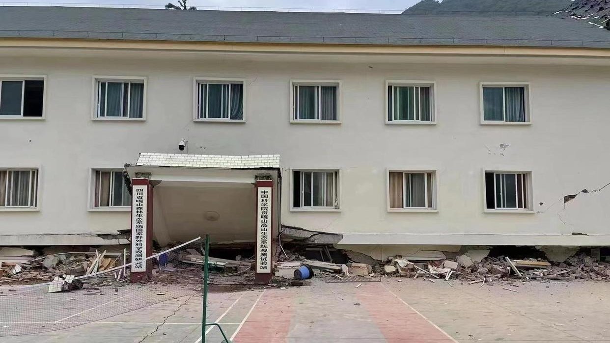 中科院观测试验站的一名女研究生在地震中遇难了，她的家庭状况如何？