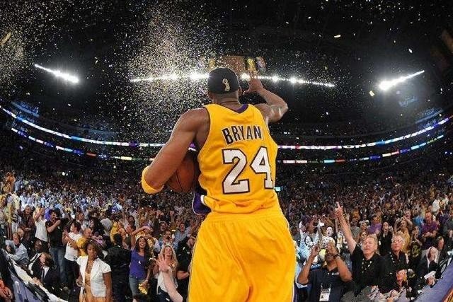 不知道中国移动今年有没积分换NBA中国赛门票？