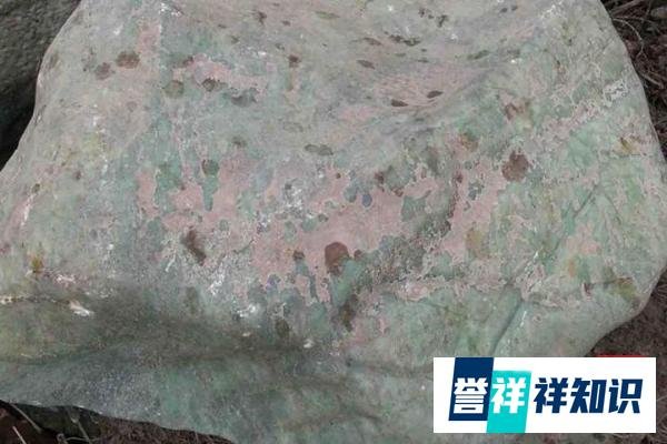 昆仑玉原石介绍,昆仑玉原石怎么样?