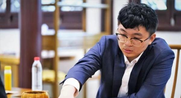 遗憾，自讨苦吃！杨鼎新，被禁赛半年后，首个比赛弃权告负！