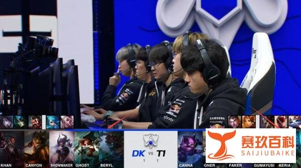 LOL：嘉文六世打团三条命DK怎么赢！EDG先下一城T1也有功劳？