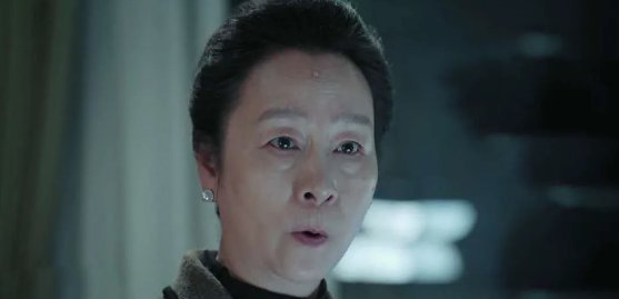 奶奶为何要将孙女推进粪坑导致溺亡呢？