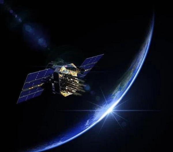 美国卫星或坠落朝鲜半岛，重达2吨！韩国对自己民众发出警告