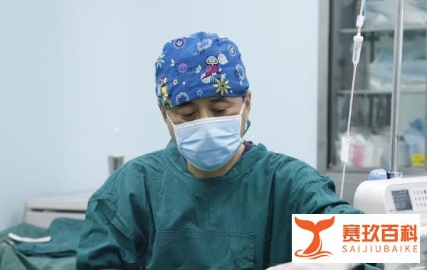 圣嘉新李春财（李朕）科普：自体脂肪丰胸能维持多久？