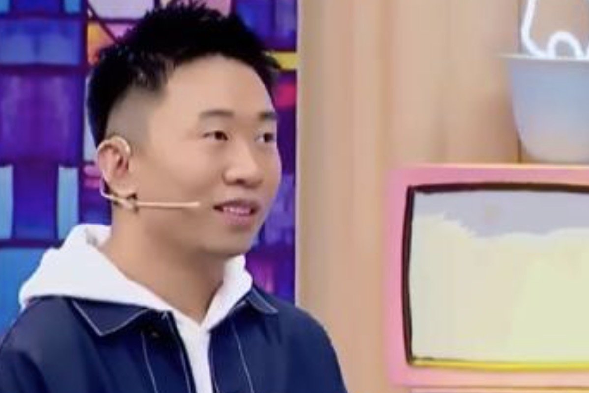 杨迪撞脸丑鸭子玩偶，你觉得像吗？