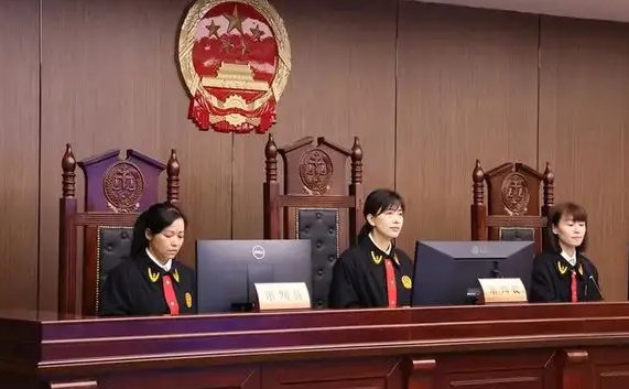 甘肃一男子怕染新冠不愿接妻子，妻子对其有了哪些芥蒂？