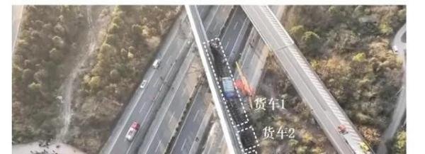 专家分析高速桥侧翻事故原因 这是咋情况？