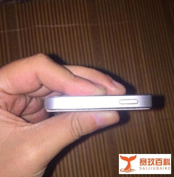 入手iPhone5当备用机，有谁知道该机仅上使用一年就停产了？