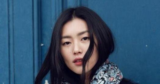 coach蔻驰官方公布不会对刘雯索赔1.6亿,但刘雯事业会受影响