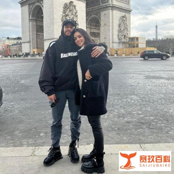 女友宣布与内马尔分手:没有背叛,分开有一段时间了