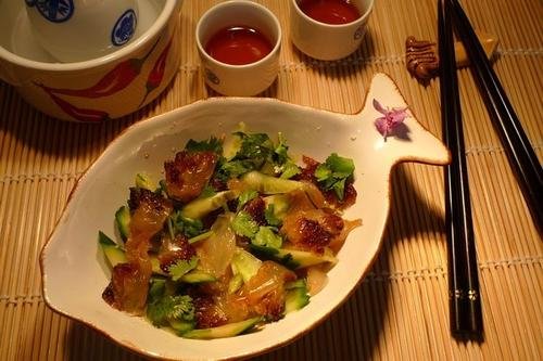 张彬彬大半夜加餐被工作人员抓包，明星的饮食为何会被管控？