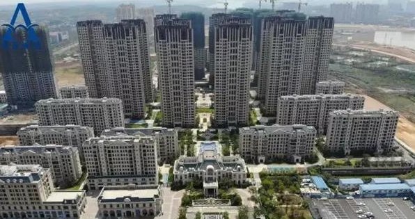 长沙17层楼楼顶被曝建千余平厂房,哪些部门介入了此事?