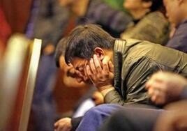 "好汉哥"为啥持刀逼停诈骗者?