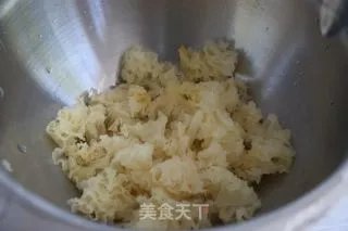 银耳莲子汤
