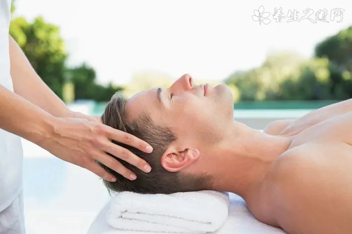 按摩丰胸:真人丰胸按摩手法详细图文教程