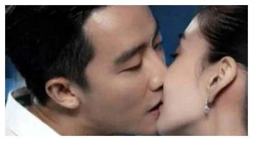 吻戏怎么拍的
