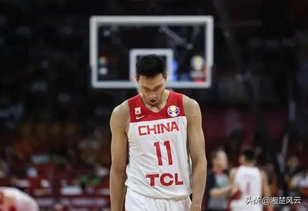 易建联落选国家队奥运落选赛,你们怎么看?
