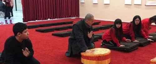 如何拜佛礼佛:正确姿势