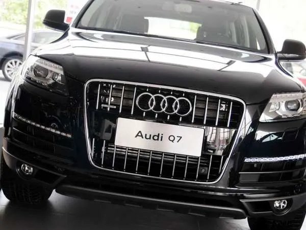 奥迪Q7报价是多少?目前值得入手么?