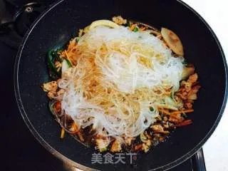 蚂蚁上树