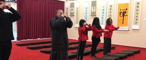 如何拜佛礼佛:正确姿势