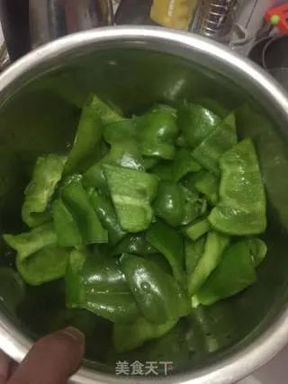 大辣椒炒肉