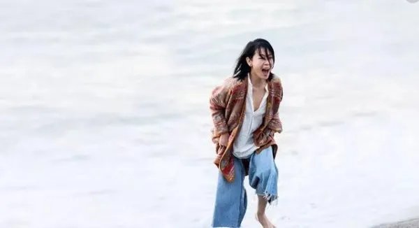 刘若英的歌声唱哭了很多人,她经历过什么呢?