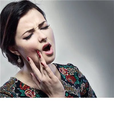 嘴角长疱疹是什么原因?